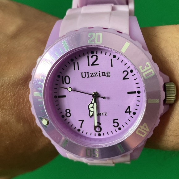 Lilac watch - Picture 8 of 13
